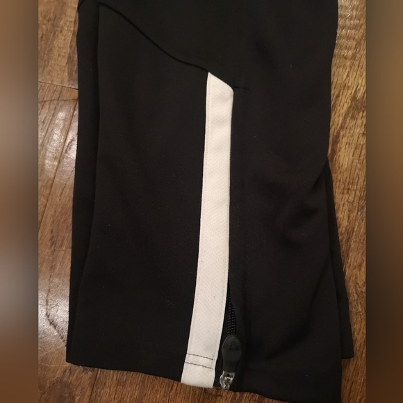 Under Armour boys training sports pants. Black. Size youth Small - Picture 6 of 11